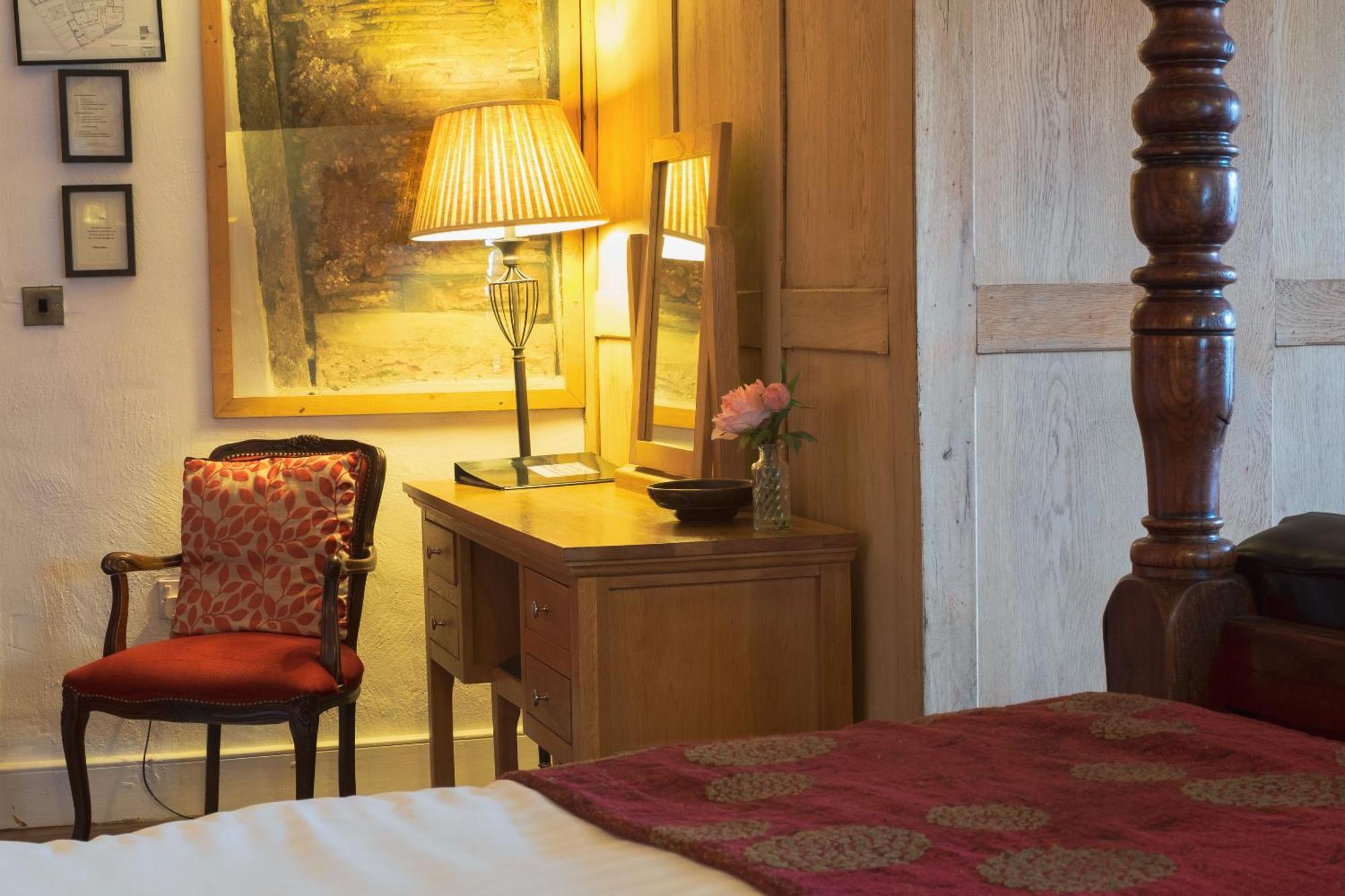 Kings Arms Hotel Abergavenny Phòng bức ảnh
